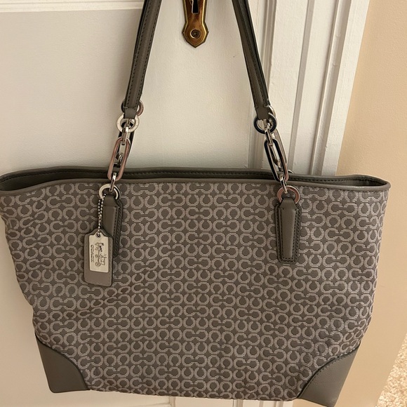 Coach purse - Picture 1 of 10
